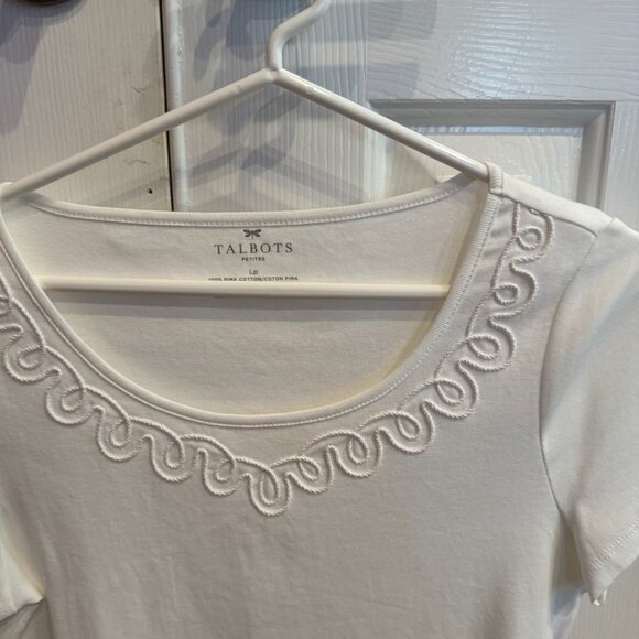 Ladies, Talbot's white t-shirt, Petite large, like new - Picture 3 of 3